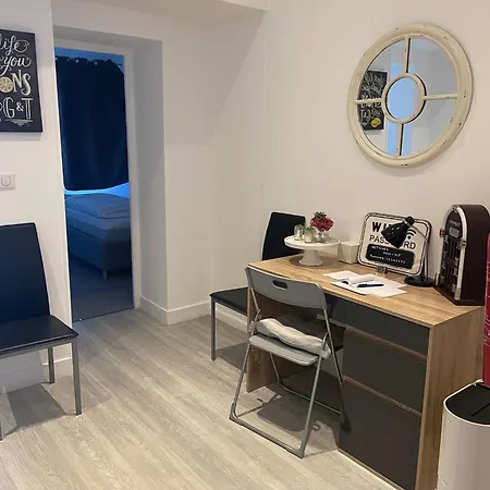 2 Vue Du Chateau D'excideuil Lejlighed *